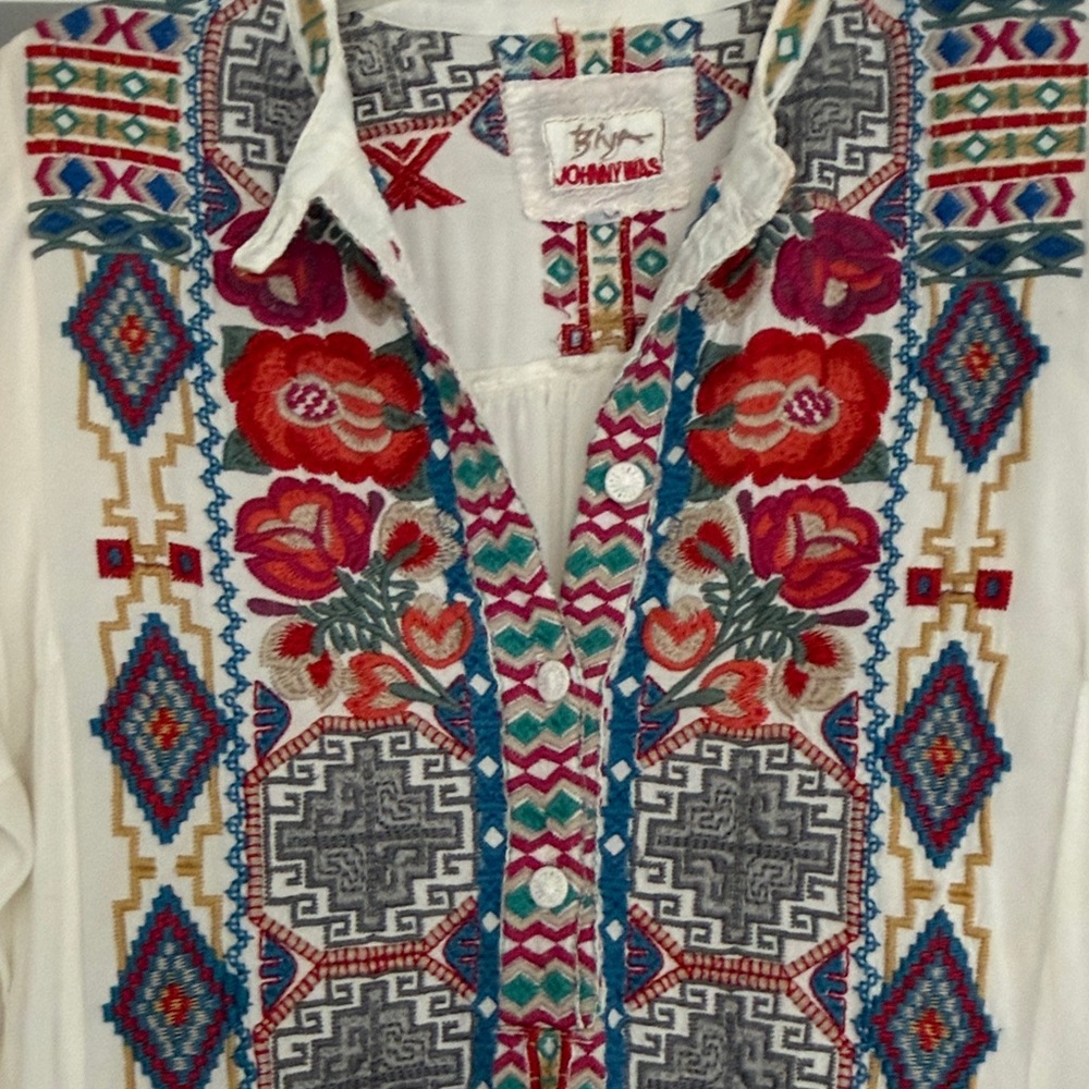 Johnny Was Embroidered Tunic - Picture 3 of 7